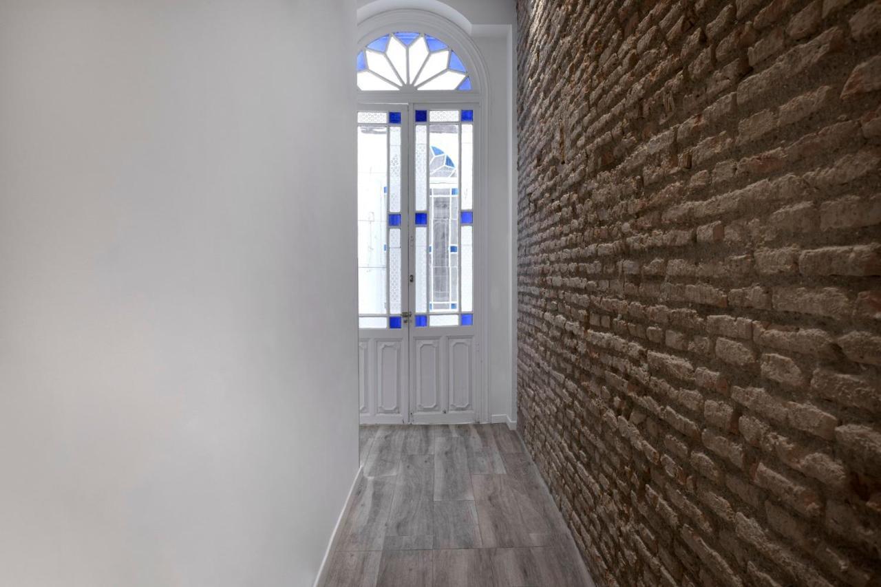 Fresh Velazquez Apartments Малага Экстерьер фото