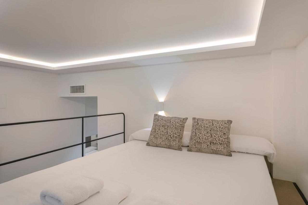Fresh Velazquez Apartments Малага Экстерьер фото