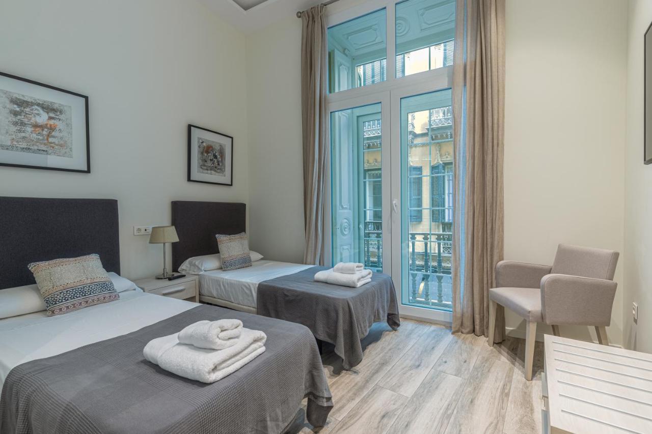 Fresh Velazquez Apartments Малага Экстерьер фото
